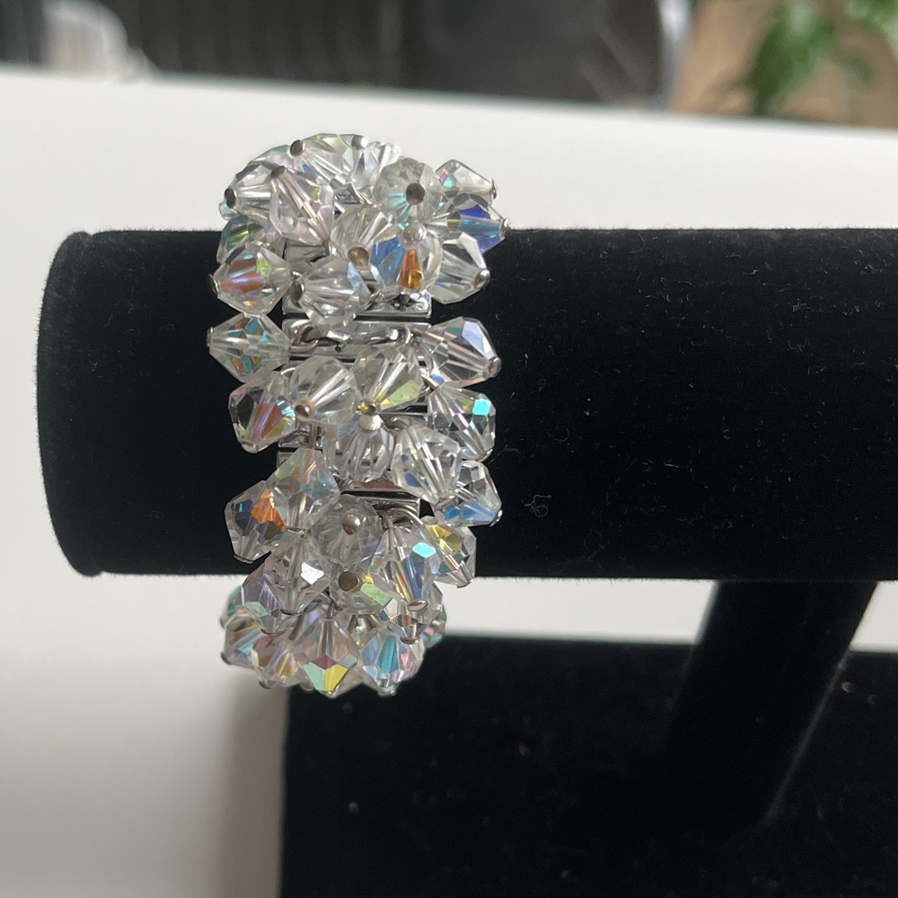 Vintage Aurora Borealis Crystal Beads Cha Cha Silver Tone Expandable  Bracelet